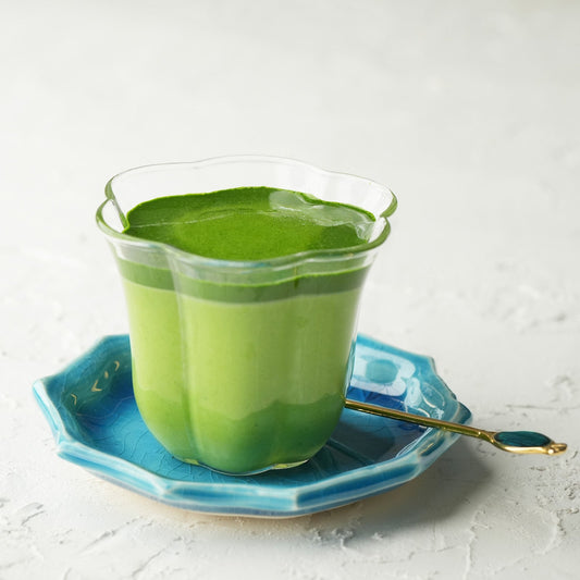 涼やかな和の甘み。マッチャスタンダードで作る抹茶パンナコッタのレシピ