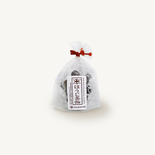 京都 宇治 中村藤吉本店［ほうじ茶］飴。艶やかな見た目が上品で、香りが高くすっきりとした口当たり。