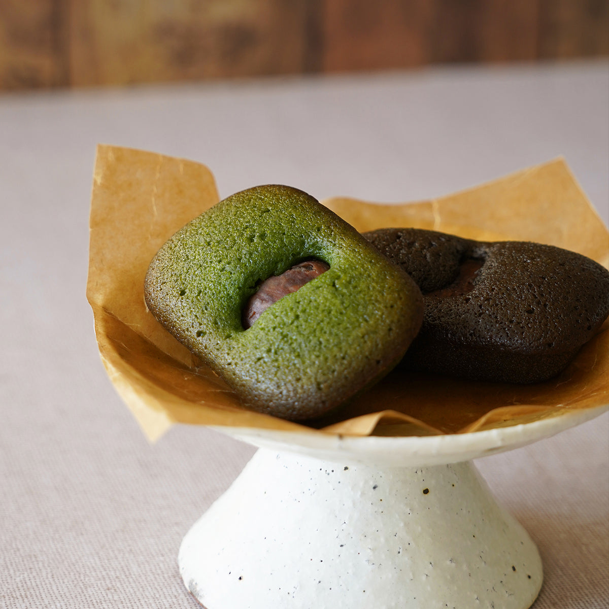 Assortment of 2 types of Maruto Bake  [Chestnut Matcha x 4, Chestnut Hojicha x 4]